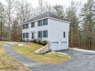 382 Richardson Rd, Dracut, MA 01826