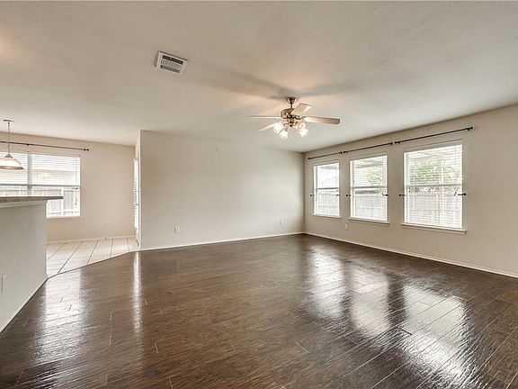 5th image of 4011 Liberty Trl