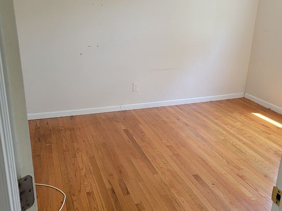 5th image of 742 Audrey Dr Unit 2