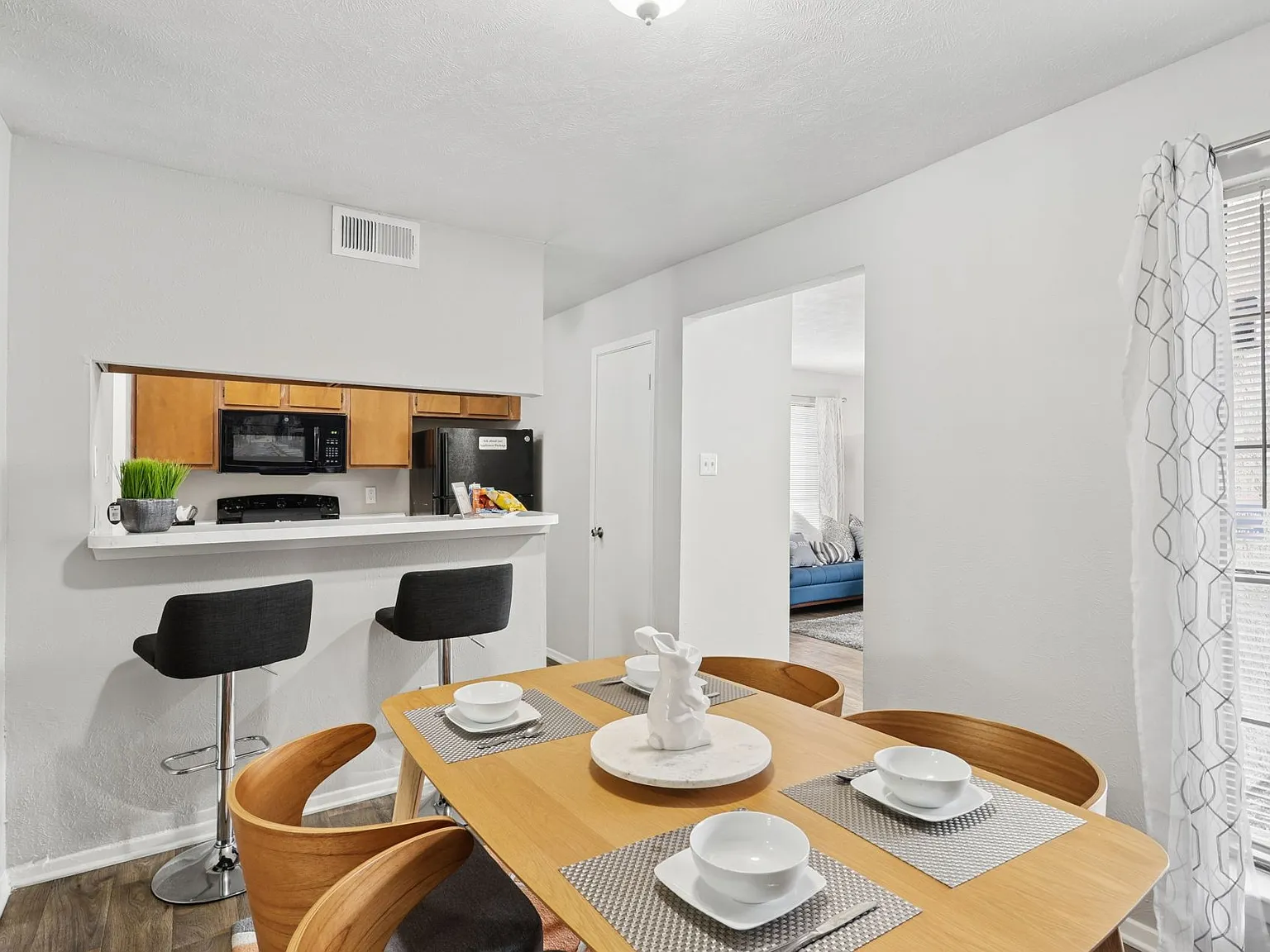 The Summit Apartments — Photo 3
