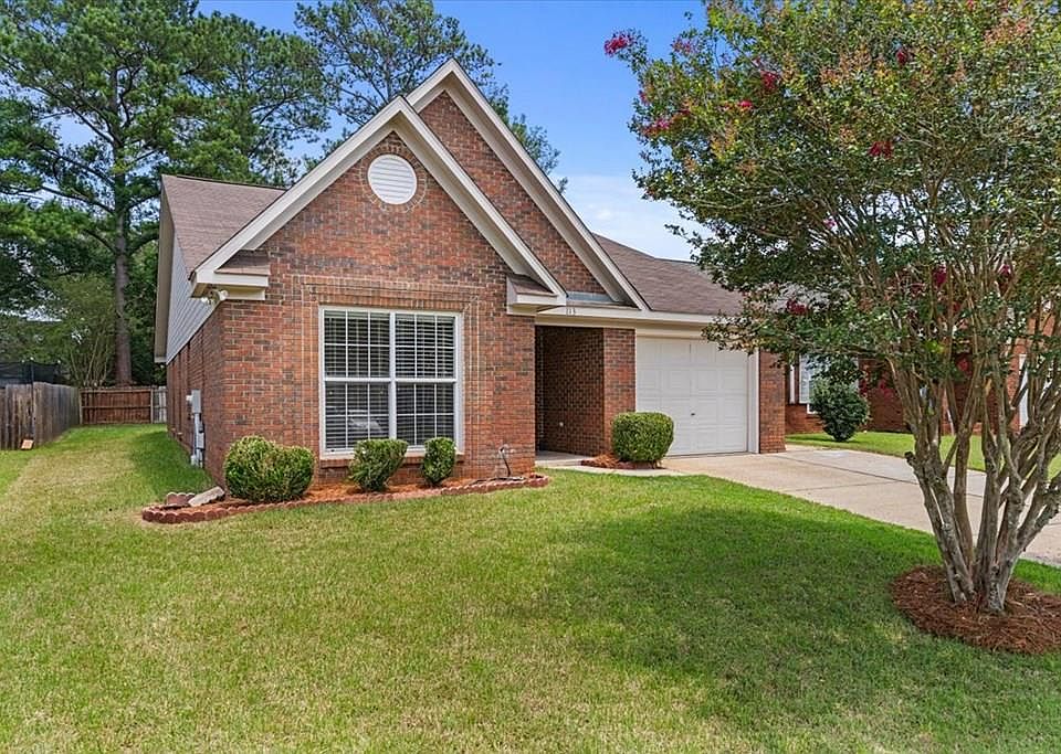 1st image of 113 Wembley Ct