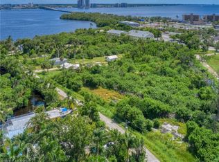 River Rd, Cape Coral, FL 33914