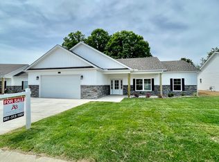 245 Steve Cir, Hurricane, WV 25526