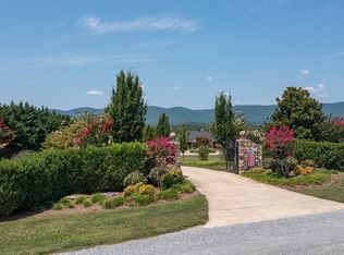 711 Stevens Rd, Troutville, VA 24175