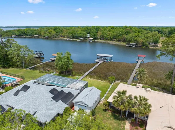 6800 Tom King Bayou Rd, Navarre, FL 32566