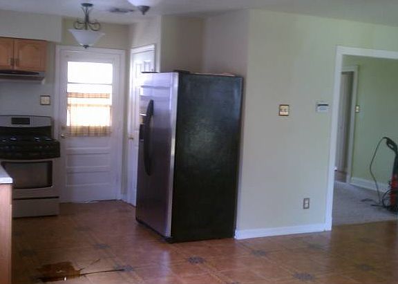 Kitchen looking onto Livi