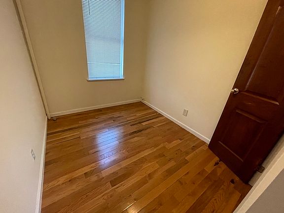 5th image of 24-21 29th St #2