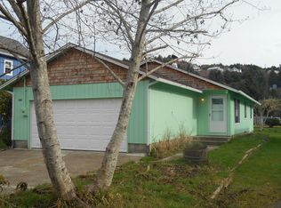 646 S Anchor St, Rockaway Beach, OR 97136