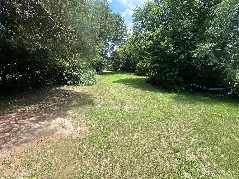 910 Lacy St — Photo 32