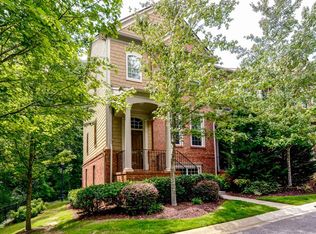 2242 Limehurst Dr, Atlanta, GA 30319