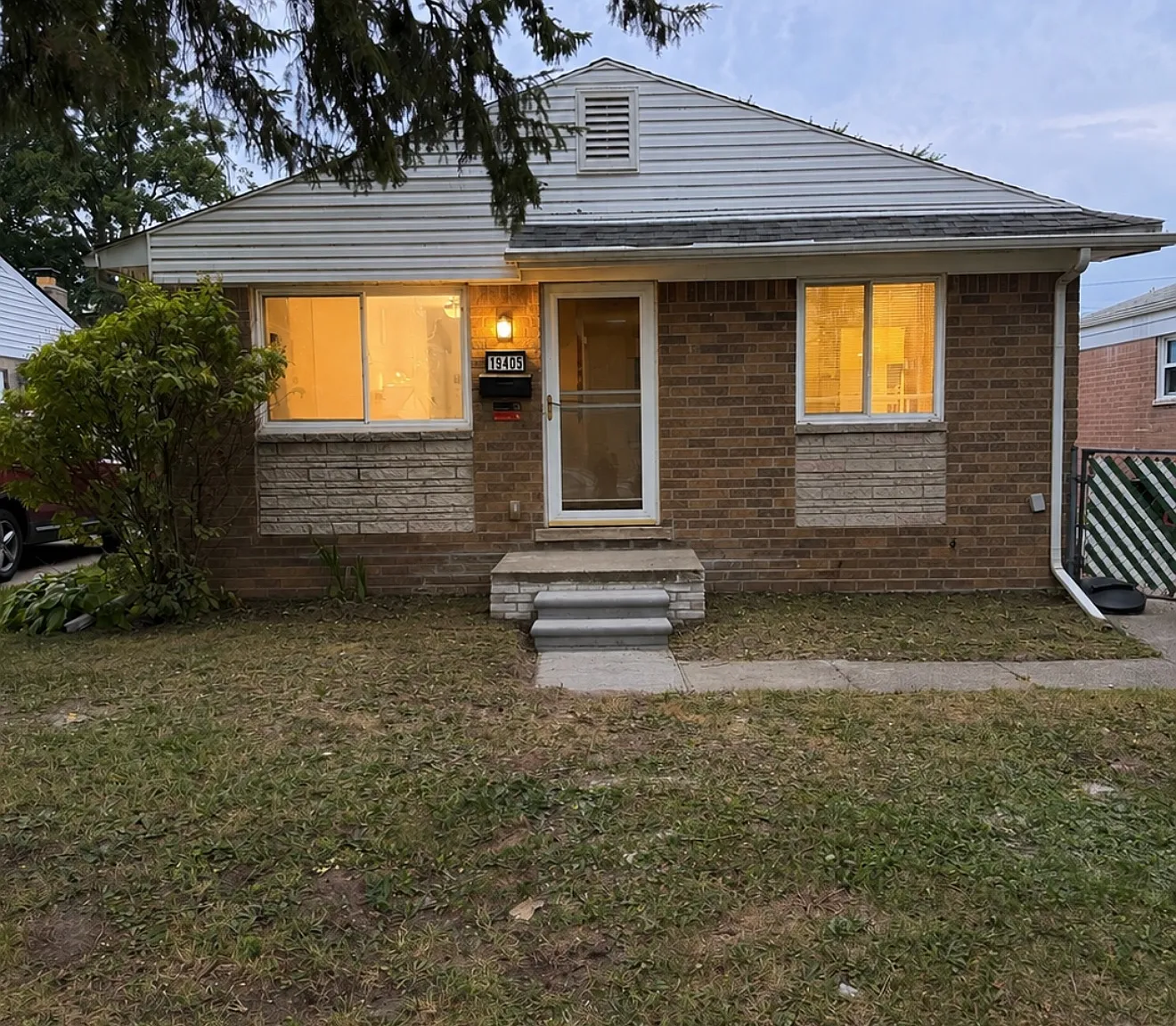 3 bed, 840 sqft, $1,750 — Photo 1