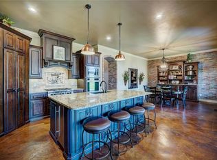 9300 NW 97th Cir, Yukon, OK 73099
