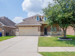 8311 Bay Oaks Dr, Baytown, TX 77523