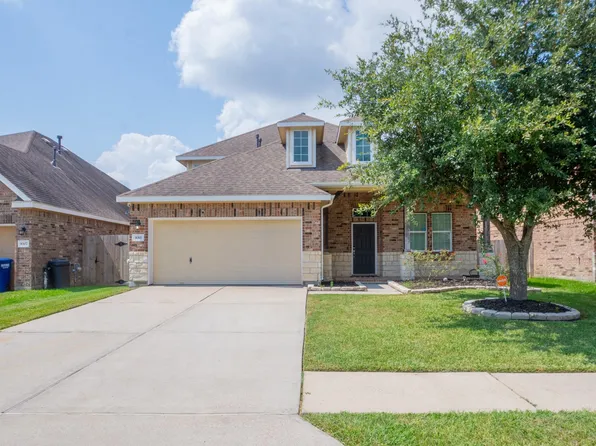 8311 Bay Oaks Dr, Baytown, TX 77523