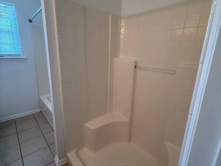 223 Georgia St — Photo 21