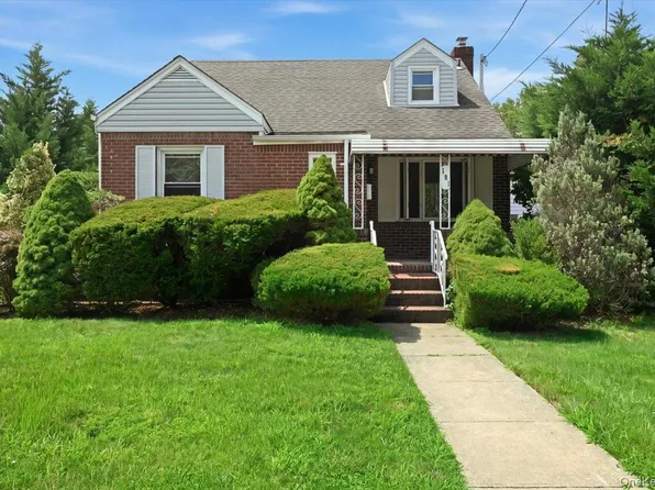 191 Nassau Boulevard, New Hyde Park, NY 11040