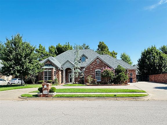 2nd image of 12556 Crick Hollow Ct