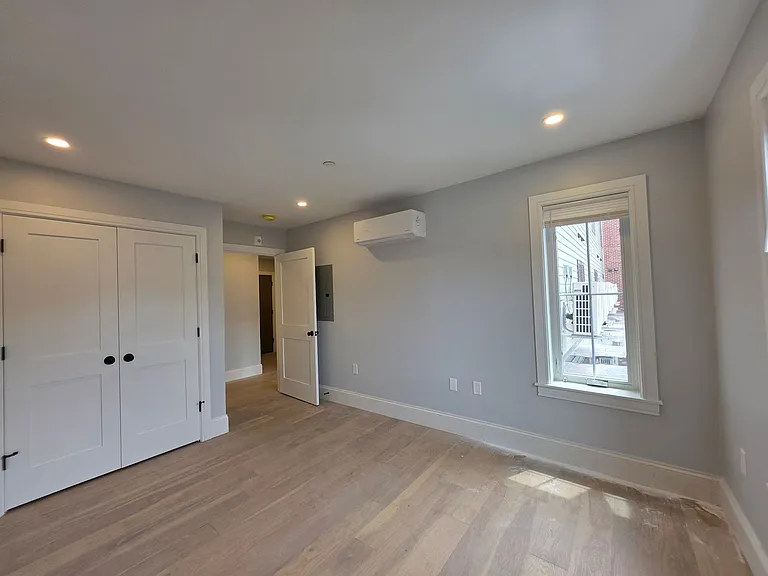349 Market St #B1 — Photo 13