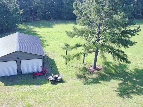 4th image of 1812 Pickard Rd
