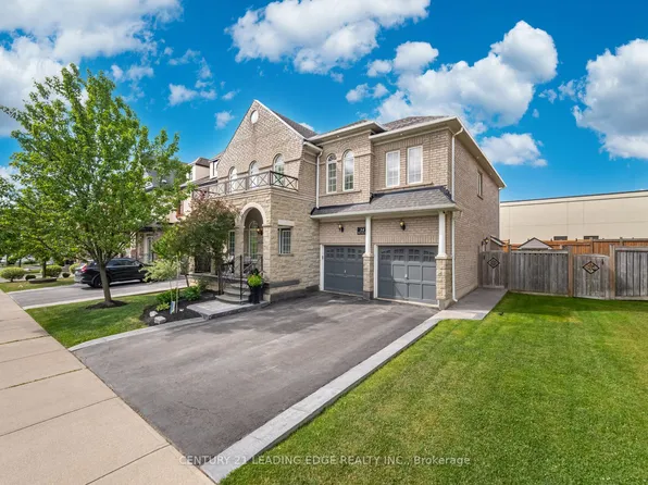34 Royal Links Cir, Brampton, ON L6P 2Z9