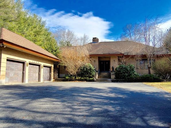 1300 Canton Ave, Milton, MA 02186