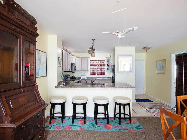 2601 S Roosevelt Blvd #B604 — Photo 8