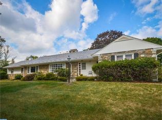 305 Reservoir Rd, Quakertown, PA 18951