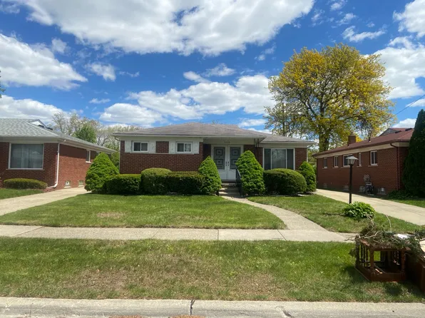 21010 Gardner St, Oak Park, MI 48237
