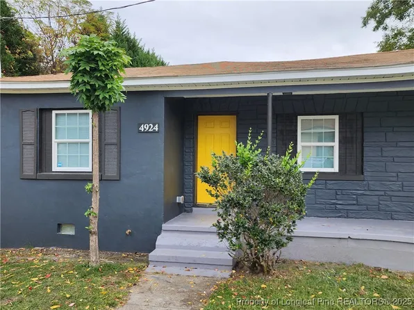 4916 Schmidt St, Fayetteville, NC 28303