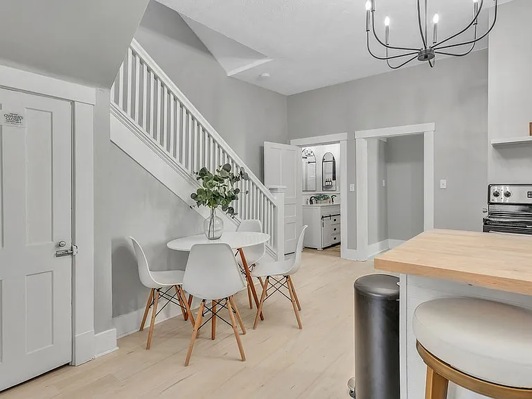 139 S 8th St #137 — Photo 7