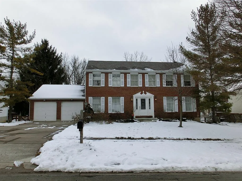 2236 Hunt Ct photo 1