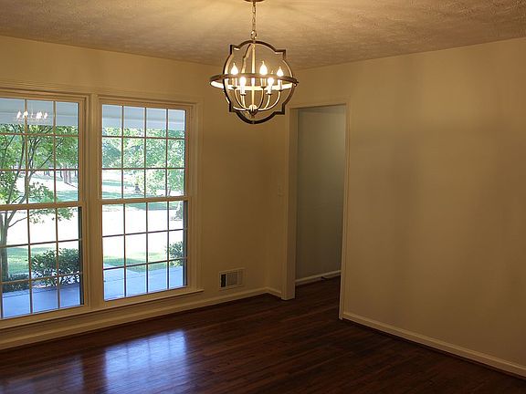 2nd image of 4726 Old River Rd