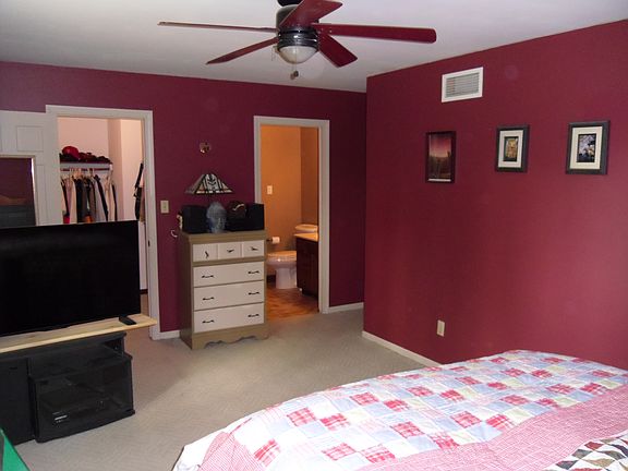 Master Bedroom large closet