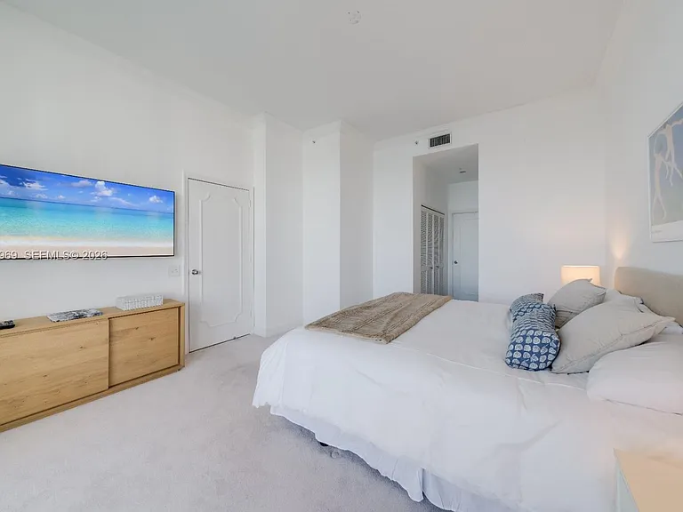 888 Brickell Key Dr #2610 — Photo 20