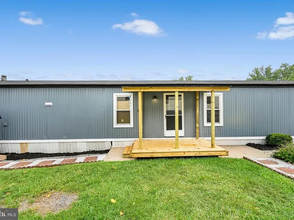 7 Spruce Dr, Reinholds, PA 17569