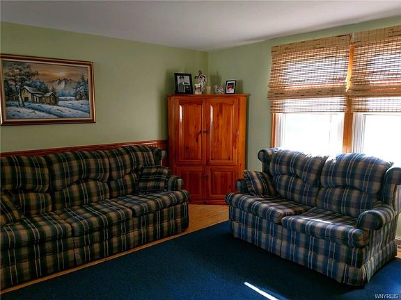 3rd image of 105 Lille Ln