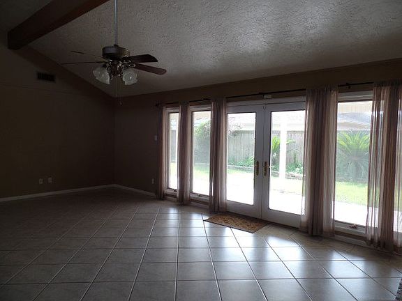 4th image of 2731 12th St