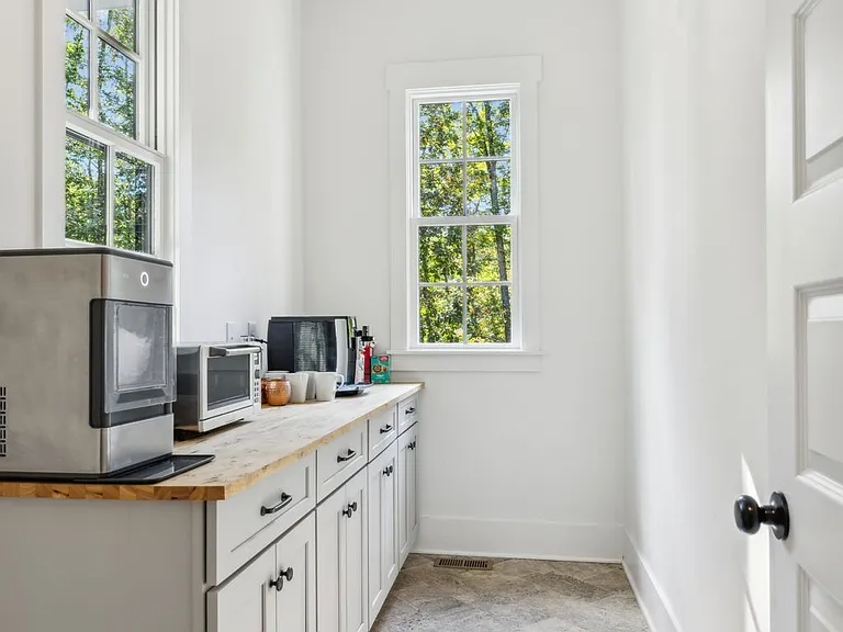 5600 Parker Branch Trl — Photo 41