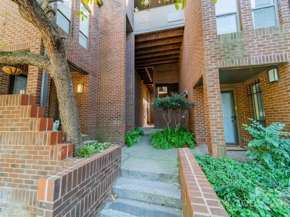 423 N Church St, Charlotte, NC 28202