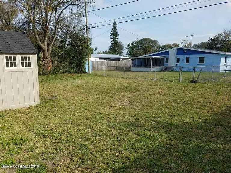 2559 Locksley Rd #1 — Photo 10