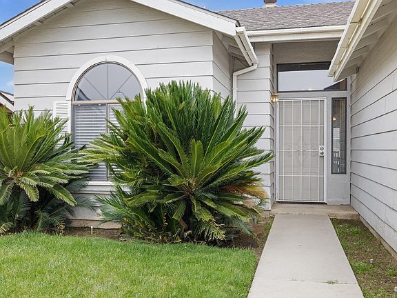 4th image of 4918 W Chestnut Avenue