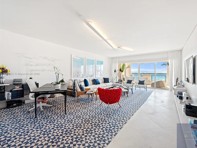 5142 Fisher Island Dr #5142 — Photo 4