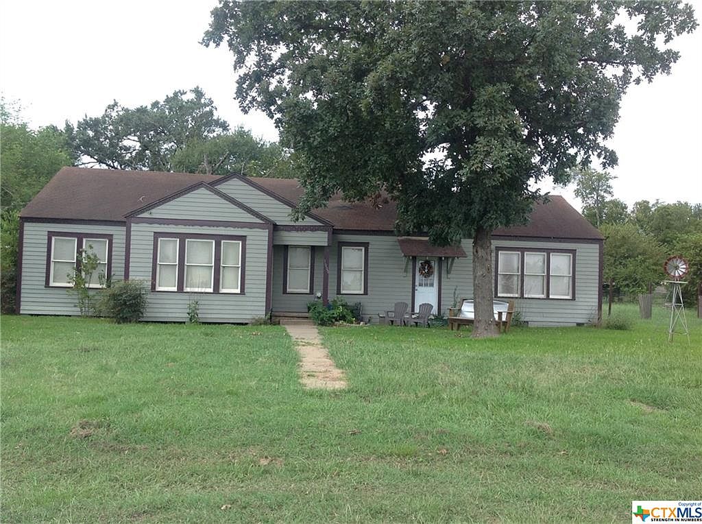 1000 E 2nd St, Nixon, TX 78140 Zillow