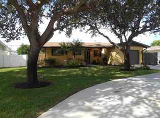 277 Riverside Dr, Palm Beach Gardens, FL 33410