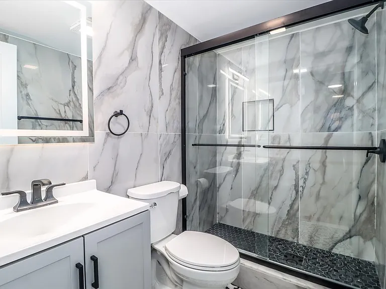 615 Fox Run Ln — Photo 12
