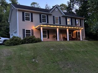 62 Clearwater Rd, Lloyd, NY 12528