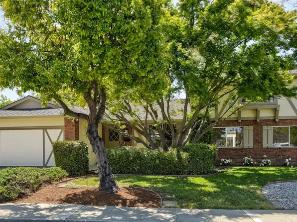 2670 La Salle Dr, Mountain View, CA 94040