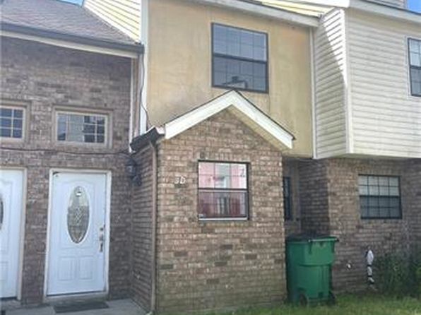 5 Brandon Hall Dr APT D