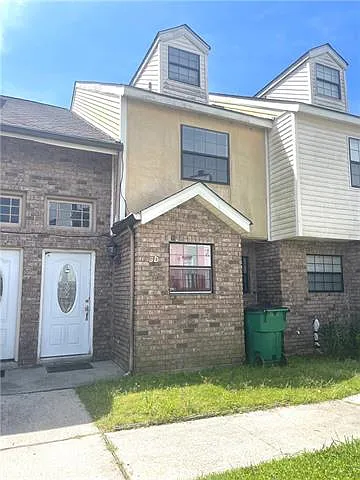5 Brandon Hall Dr #D Photo 1