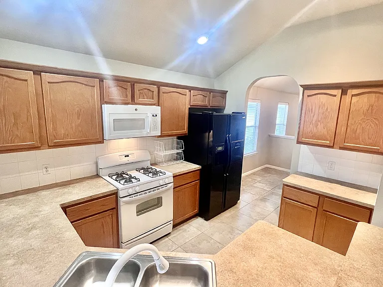 2509 Elara Dr — Photo 7